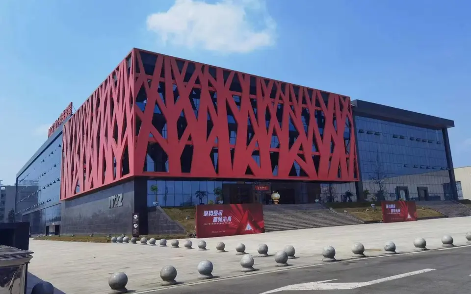 M&Z Furniture corporate exterior